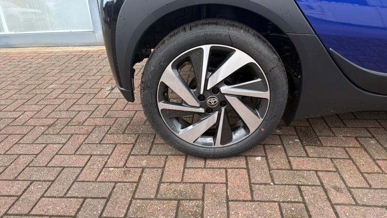 2025 Toyota Aygo X 1.0 VVT-i Edge 5dr Petrol Hatchback Hatchback Petrol Manual