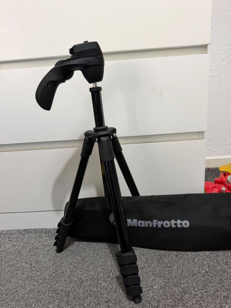 Manfrotto Tripod