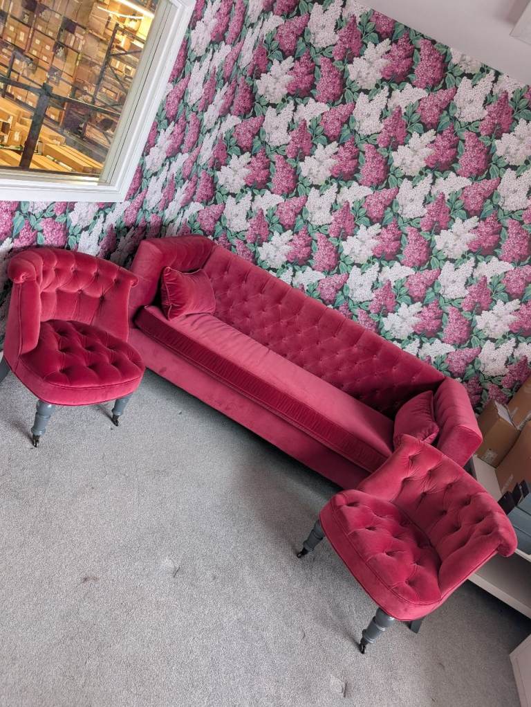 Burgundy/red velvet sofa set, 3 pieces 