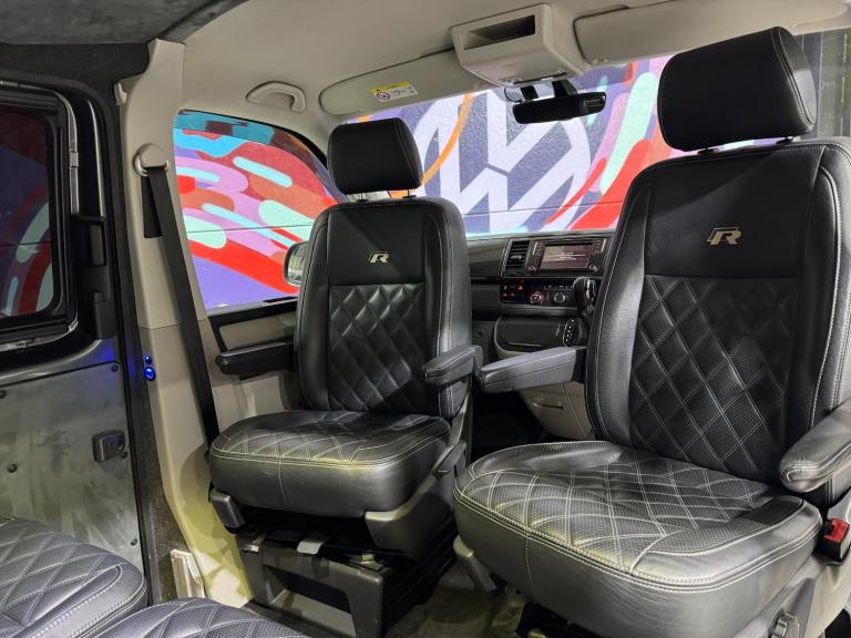 2017 Volkswagen Transporter 2.0 TDI BMT 204 Highline Kombi / Camper Van DSG Crew Van Diesel Autom...