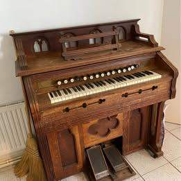 Free - Harmonium needs some TLC