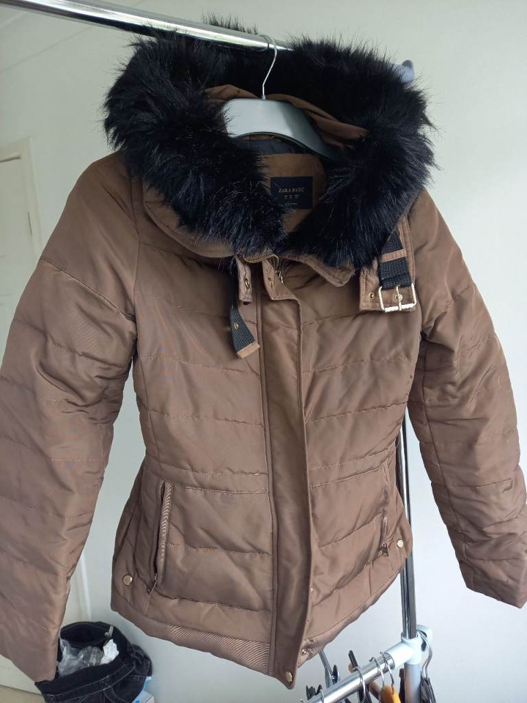 Womens Zara winter coat used EUR/M