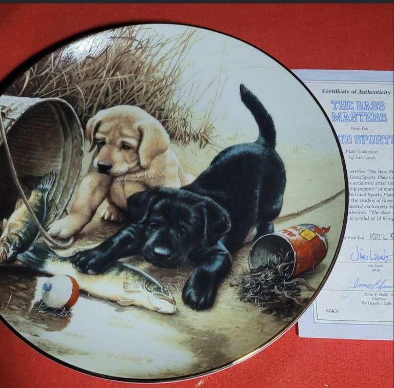 THE BASS MASTERS Plate 0751M Good Sports Jim Lamb pair puppies playing Fish 1990 Perfect l d1