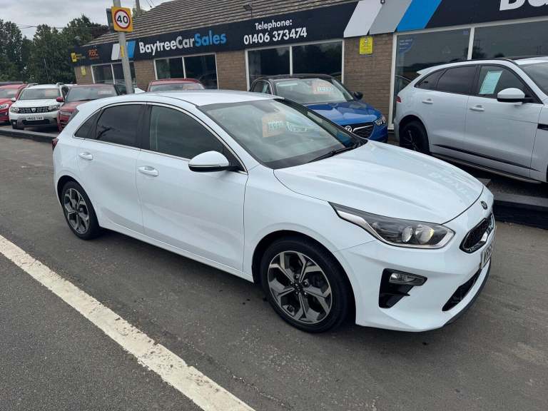 image for KIA CEED 1.6 CRDi 3 White Manual Diesel 2018