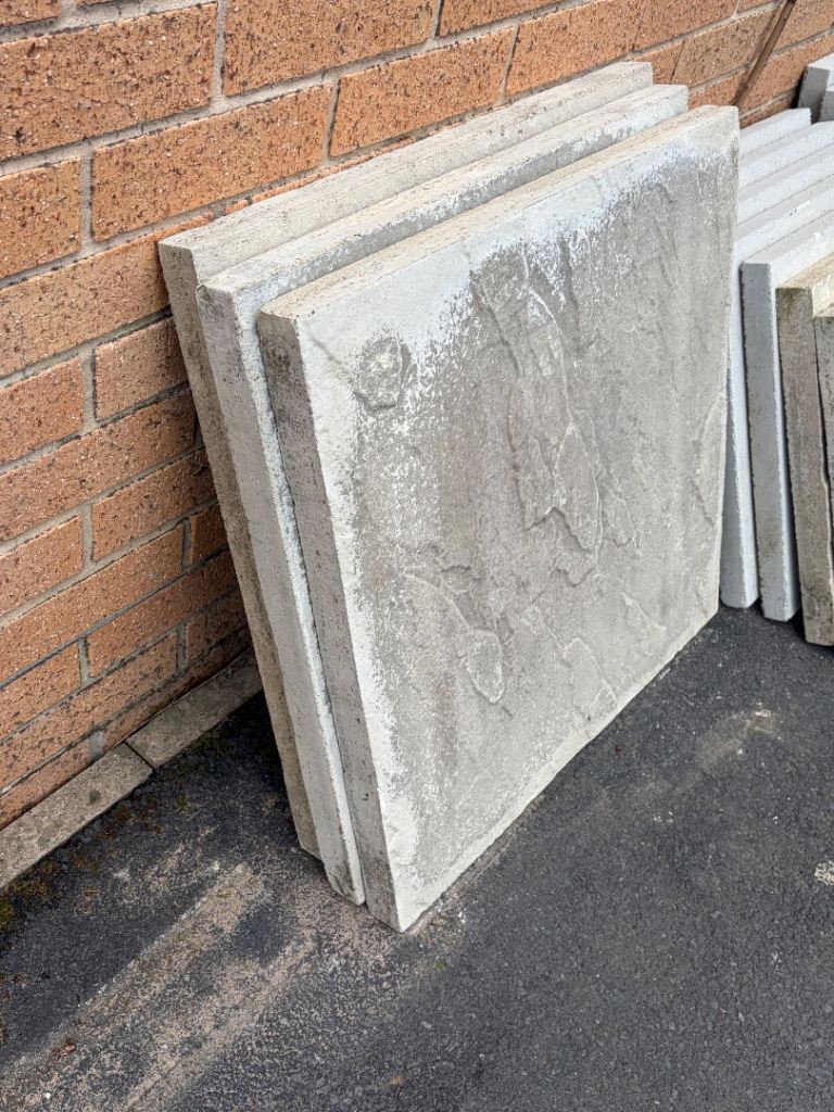 Garden Patio Paving Slabs – x 8 Used, Good for Pathways