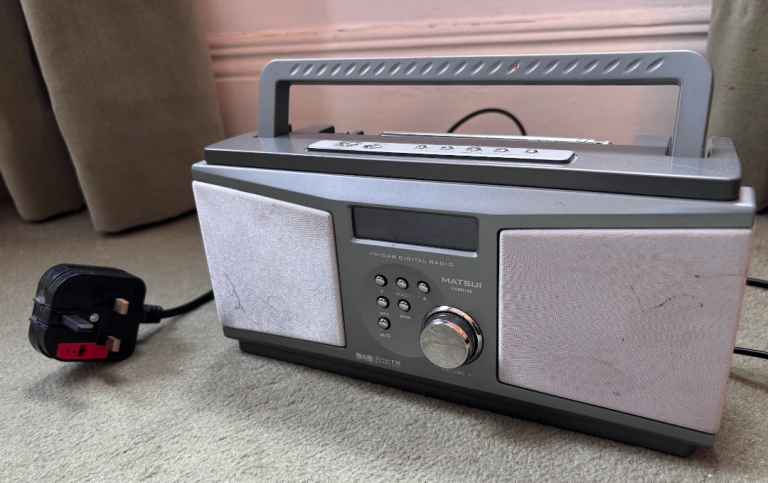 Matsui DAB/FM Digital Radio – Used, good condition