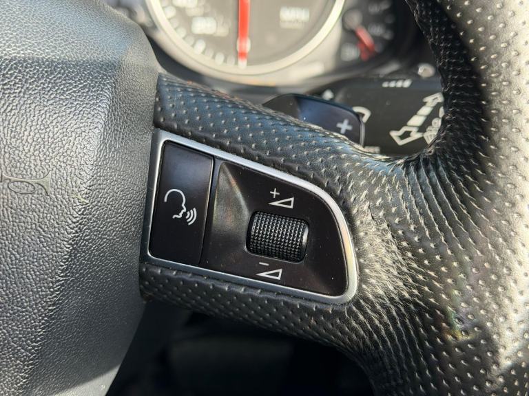 2012 Audi Q5 2.0TDi S-Line Plus Quattro **Pan Roof**