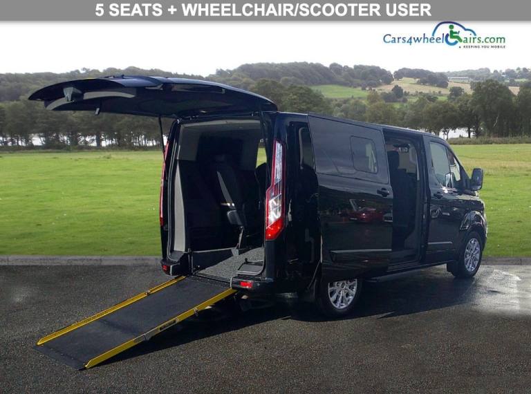 2019 Ford Tourneo Custom 2.0 320 EcoBlue Titanium Minibus Double Cab 5dr Diesel Auto L1 Euro 6 (s...