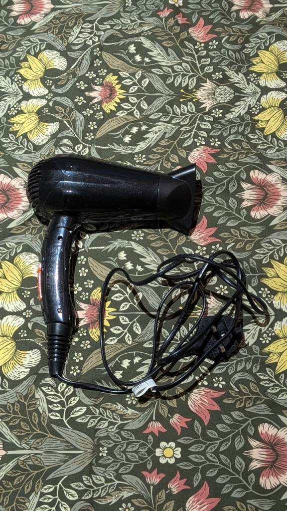 BaByliss Travel Dry 2000 Hair Dryer New Without Box