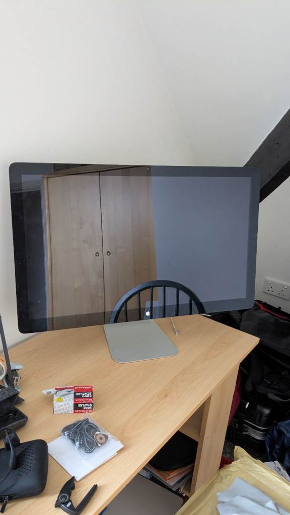 Apple LED Cinema Display 27” Model A1316