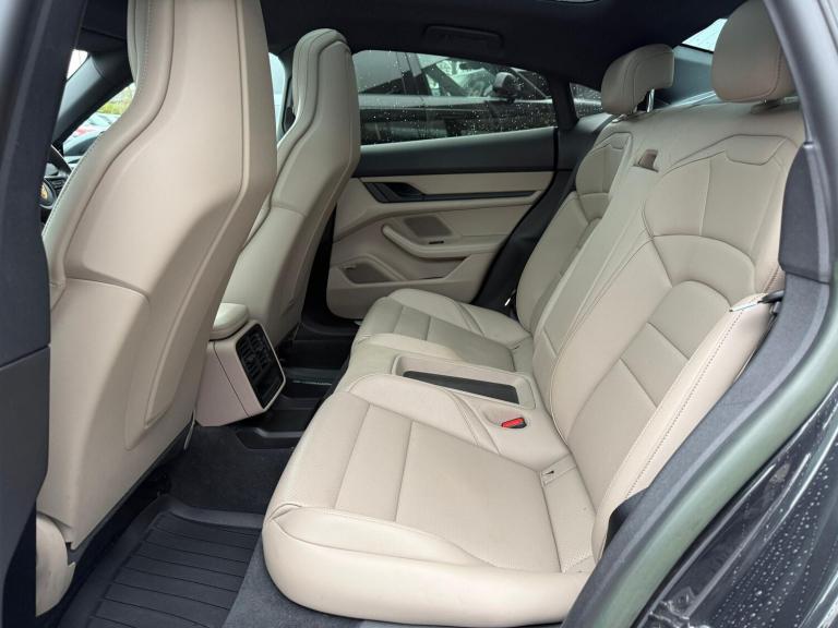 2022 Porsche Taycan Performance Plus 93.4kWh 4S Saloon 4dr Electric Auto 4WD (11kW Charger) (57 S...