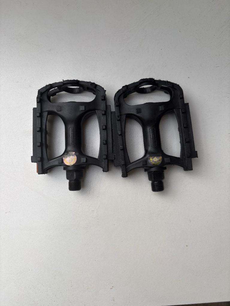 Black Bike Pedals – Good Condition