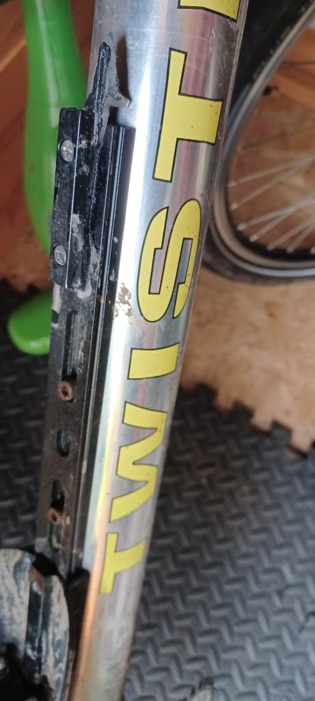 Twister vintage electric mountain bike rides great cost £2500 in 1994 silver 