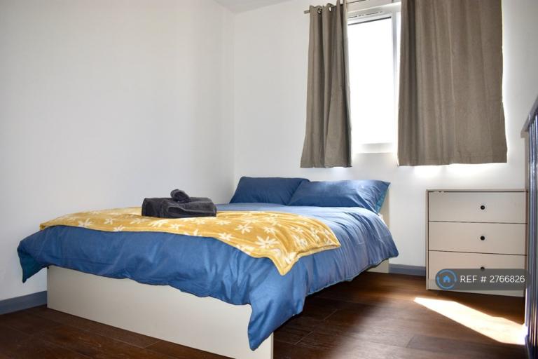 1 bedroom in Baden Road, Gillingham, ME7 (#2766826)