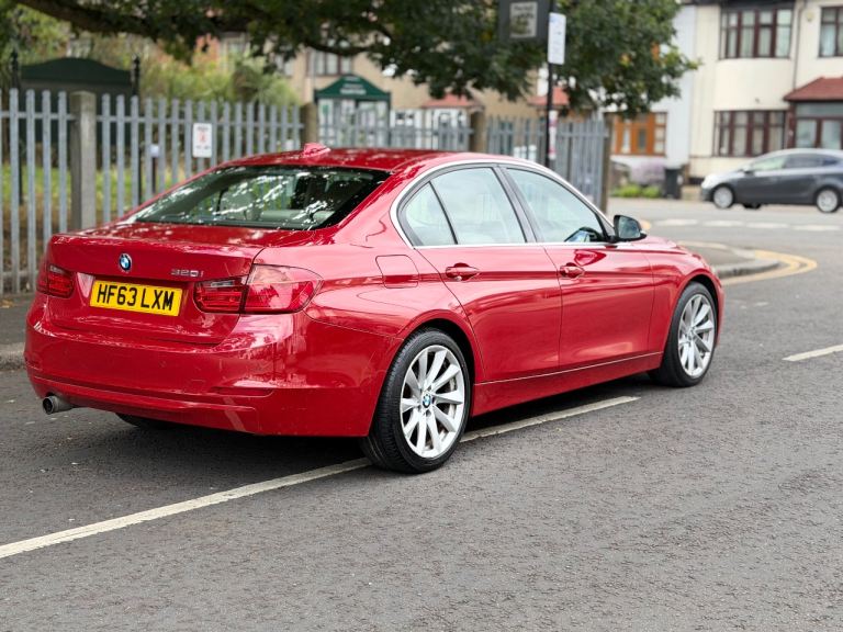BMW, 3 SERIES, Saloon, 2013, Semi-Auto, 1997 (cc), 4 doors