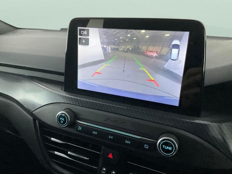 2019 Ford Focus 2.0 EcoBlue ST-Line X Estate 5dr Diesel Auto Euro 6 (s/s) (150 ps) - REVERS Estat...