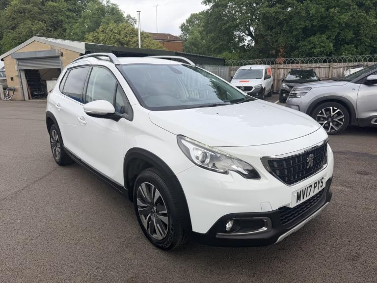 PEUGEOT 2008 1.2 PureTech Allure White Manual Petrol 2017