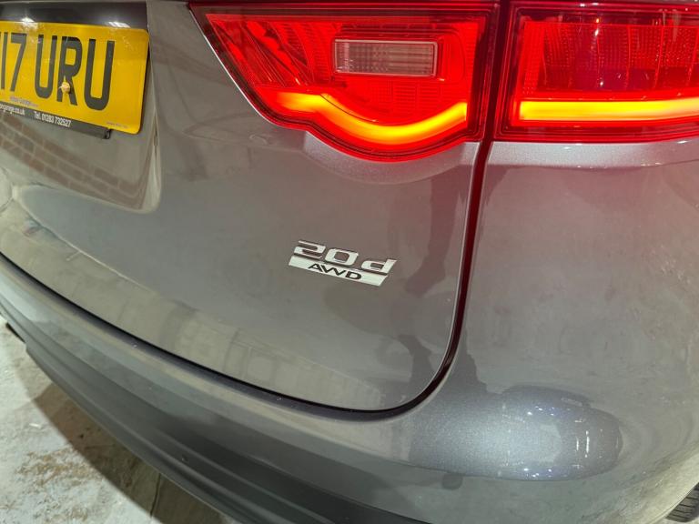 2017 Jaguar F-Pace 2.0 D180 R-Sport SUV 5dr Diesel Auto AWD Euro 6 (s/s) (180