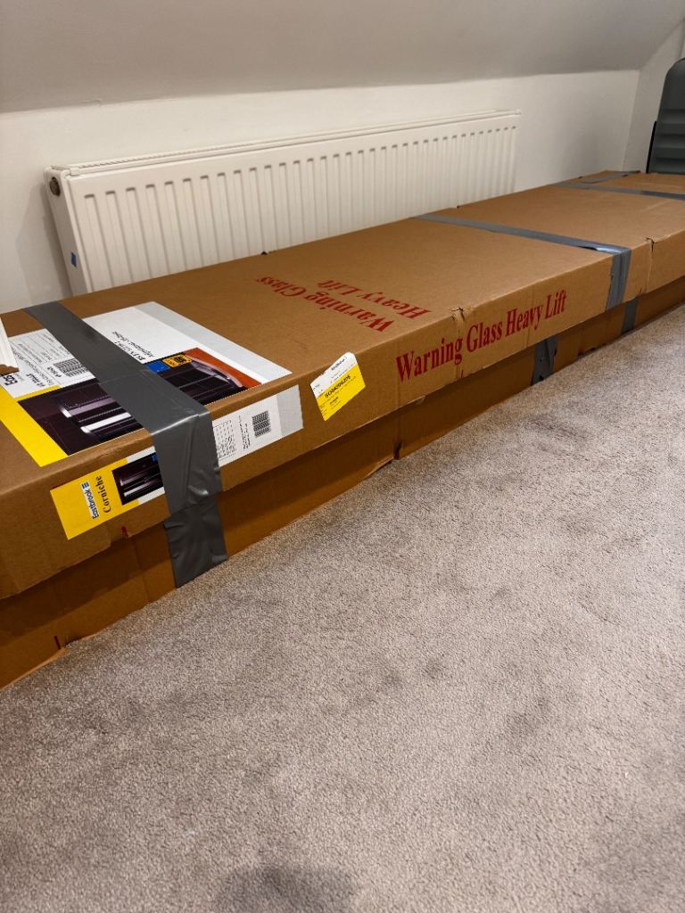 Eastbrook Corniche Offset Quadrant Shower Enclosure 1000x900