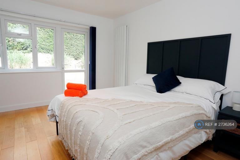 1 bedroom in Trapham Road, Maidstone, ME16 (#2736264)