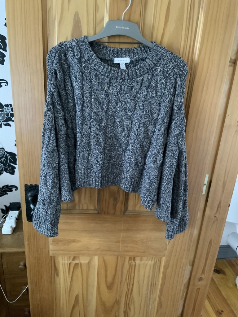 Topshop grey batwing sleeve jumper size s-m