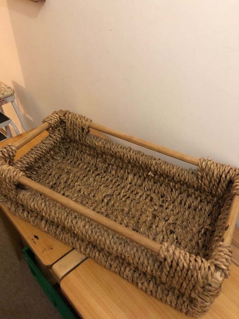 Wicker basket 