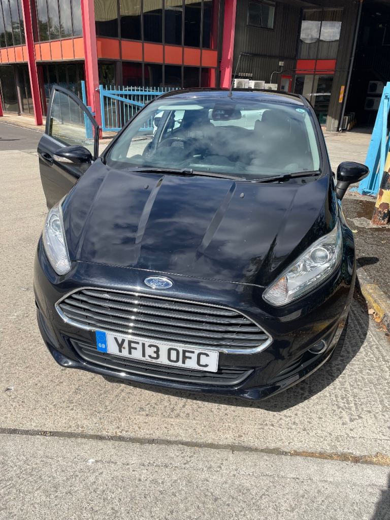 Ford, FIESTA, Hatchback, 2013, Manual, 1498 (cc), 5 doors