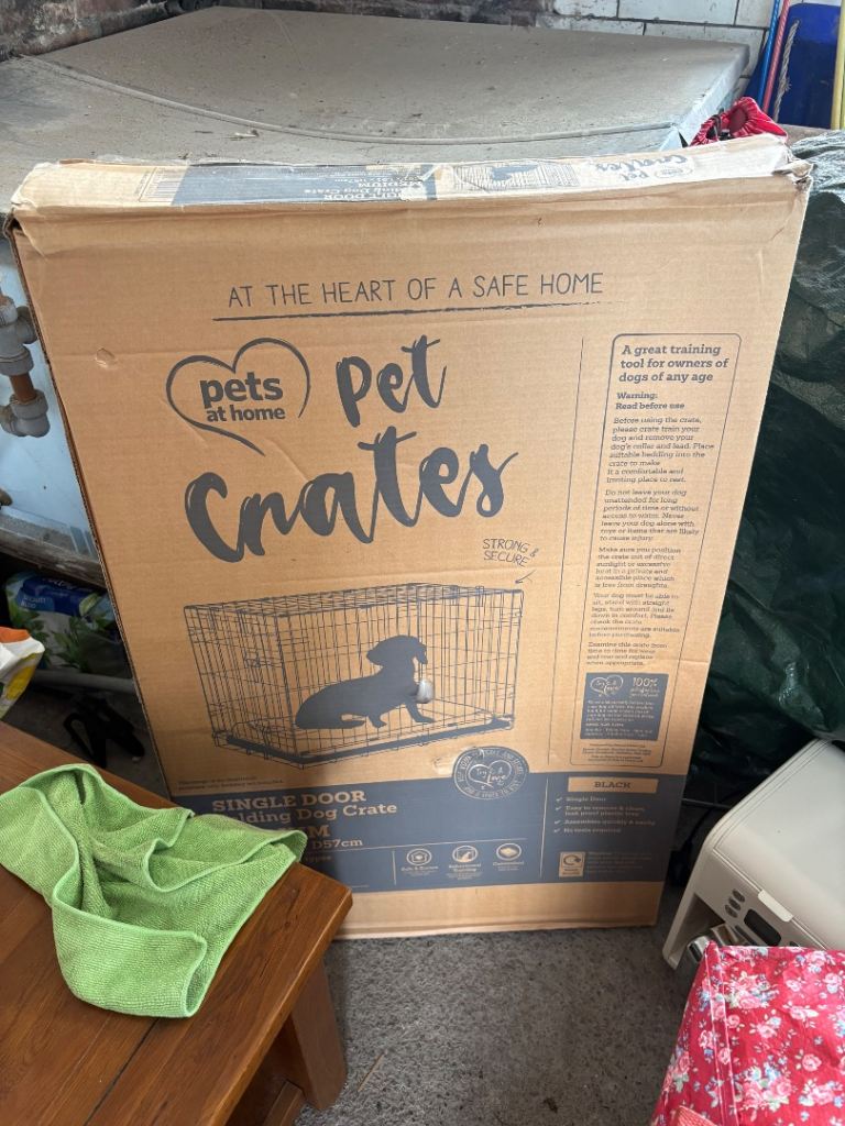 Pets at home single door folding dog crate - medium 