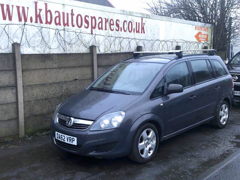 breaking for spares vauxhall zafira 2012 1.6 p
