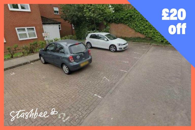 Parking Space to rent in St Albans (AL1) | Stashbee