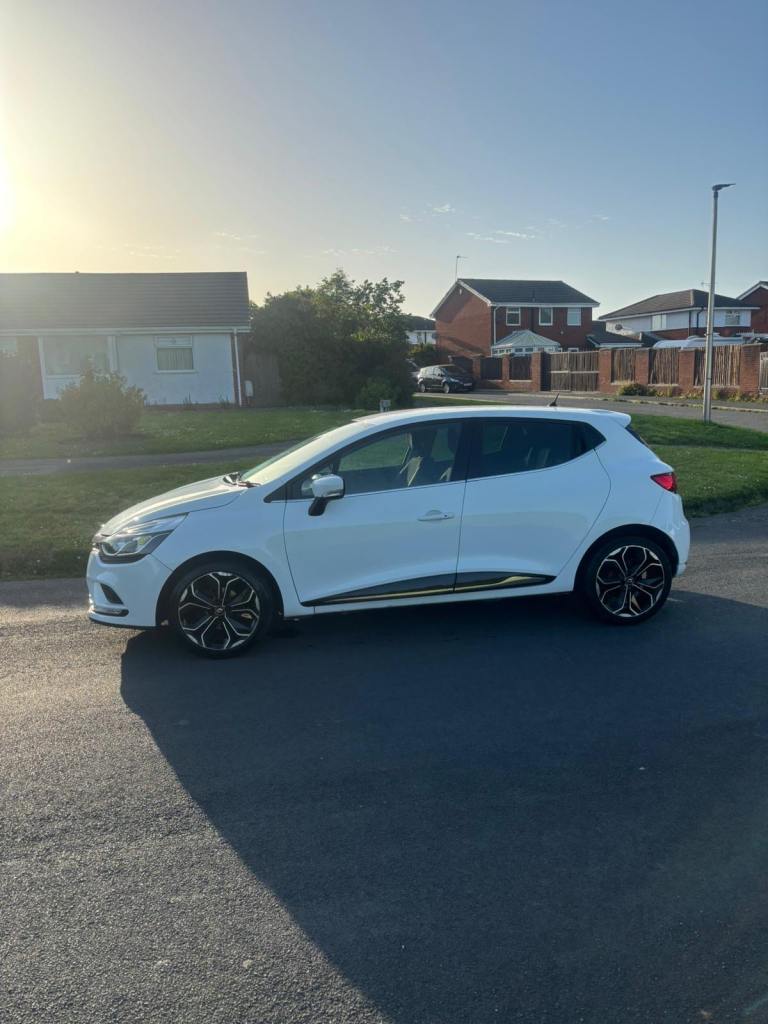 Renault, CLIO, 1.5 DSI diesel Hatchback, 2018, Manual, 1461 (cc), 5 doors