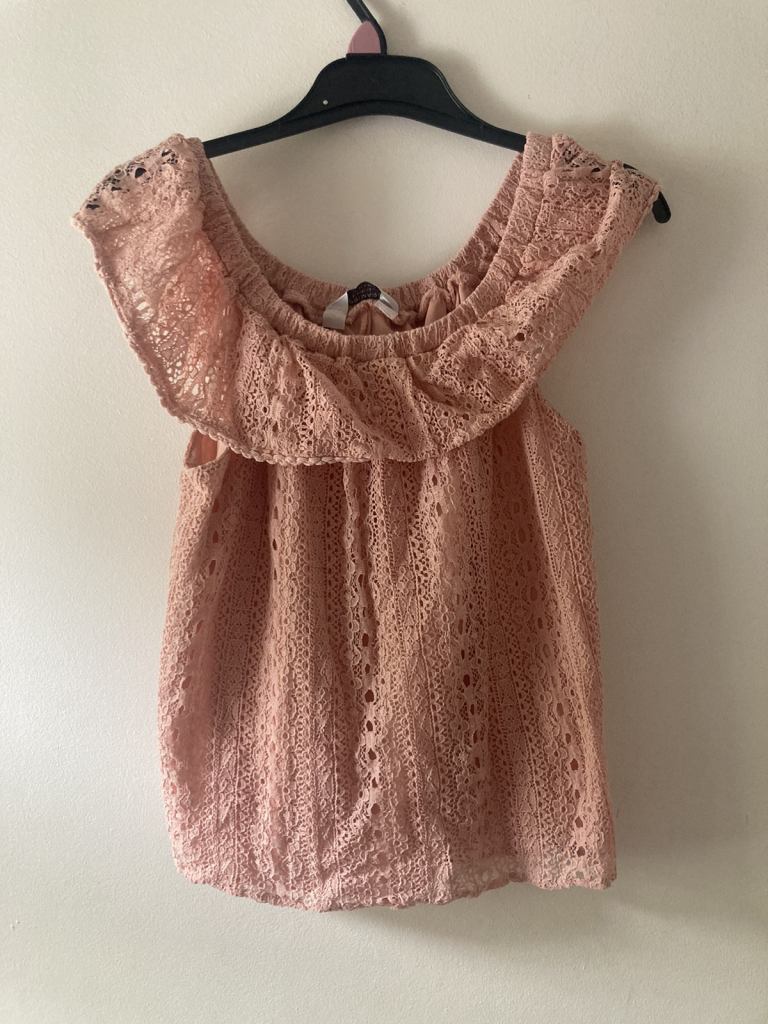Girls off shoulder top age 8-9