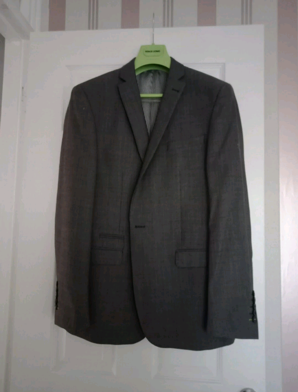 Remus Jacket Brand New cost £300 accept £35 