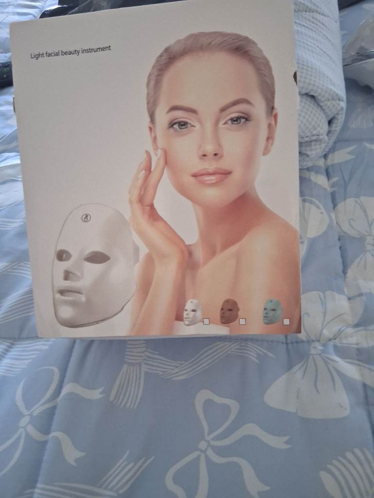 Light Facial Beauty Instrument LED Mask – Brand New