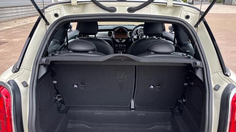 2022 MINI Hatch 2.0 Cooper S Exclusive 3dr Auto Petrol Hatchback Hatchback Petrol Automatic