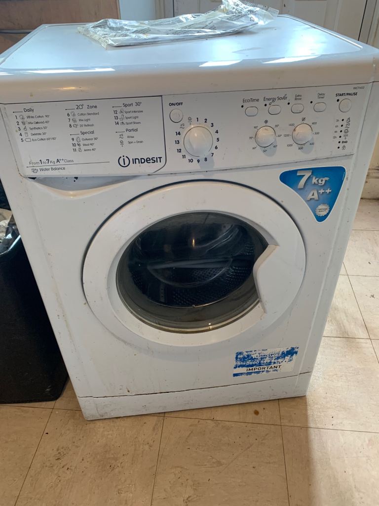 Indesit 7kg Washing Machine - White, Good Condition