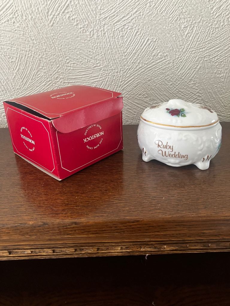 Norstock Ruby Wedding Anniversary Trinket Box – As Good As New