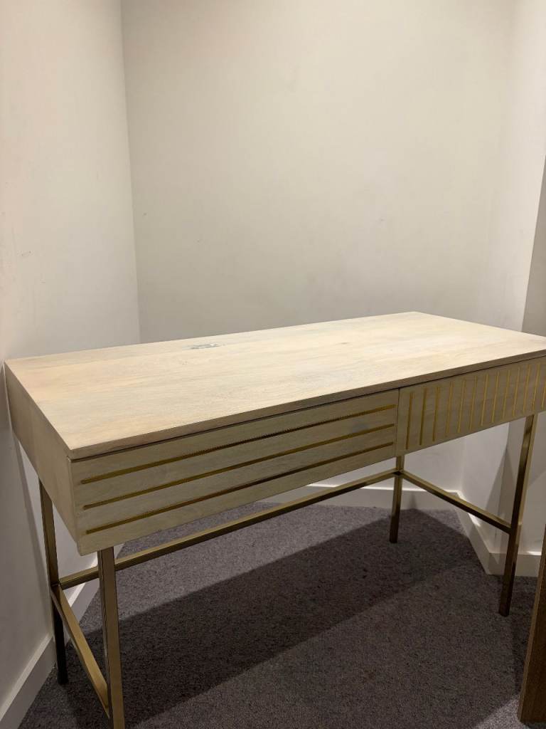 Habitat Samara 2 Drawer Office Desk - Light Wood