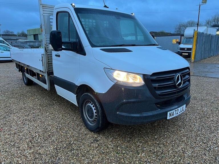 2022 Mercedes-Benz Sprinter 3.5t Progressive Chassis Cab CHASSIS CAB DIESEL Manual