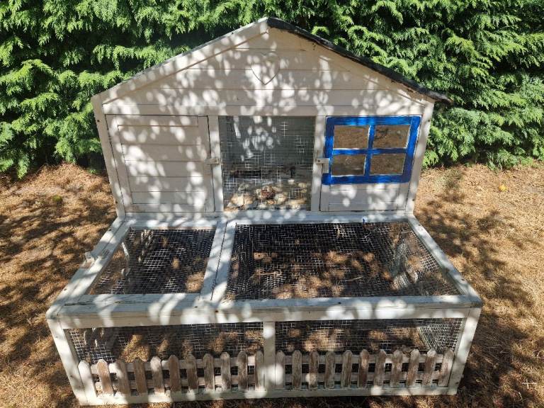 Large outdoor hutch