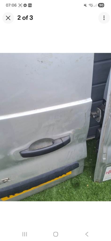 Vauxhall vivaro back doors 2015