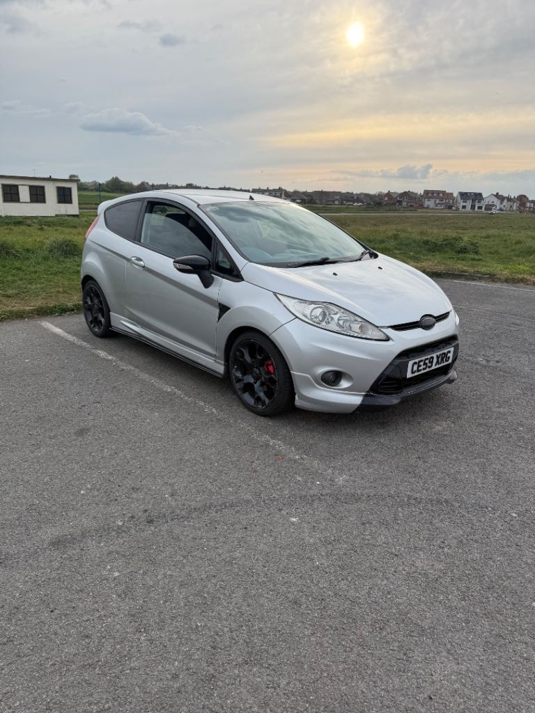 Ford fiesta zetec s 1.6l petrol