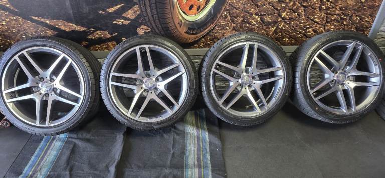 Mercedes Genuine AMG 19 alloy wheels + 4 x tyres 245 40 19 / 275 35 19 All Season