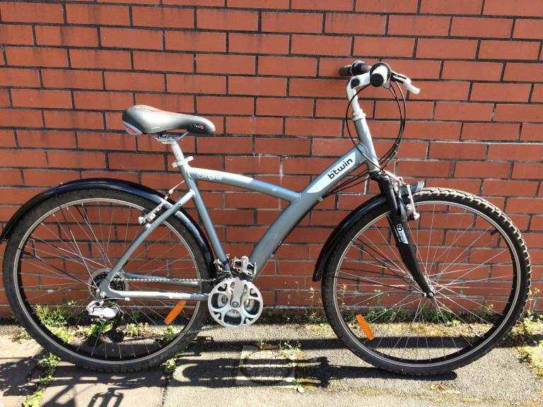 Unisex hybrid bike mint condition