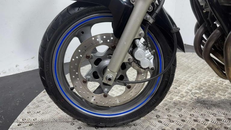 Yamaha XJ6 XJ600 1997 23K RUNNING PROJECT BIKE SPARES OR REPAIR 600CC