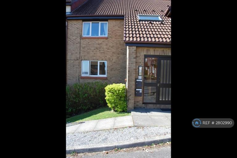 1 bedroom flat in Derriford, Derriford, Plymouth, PL6 (1 bed) (#2802990)