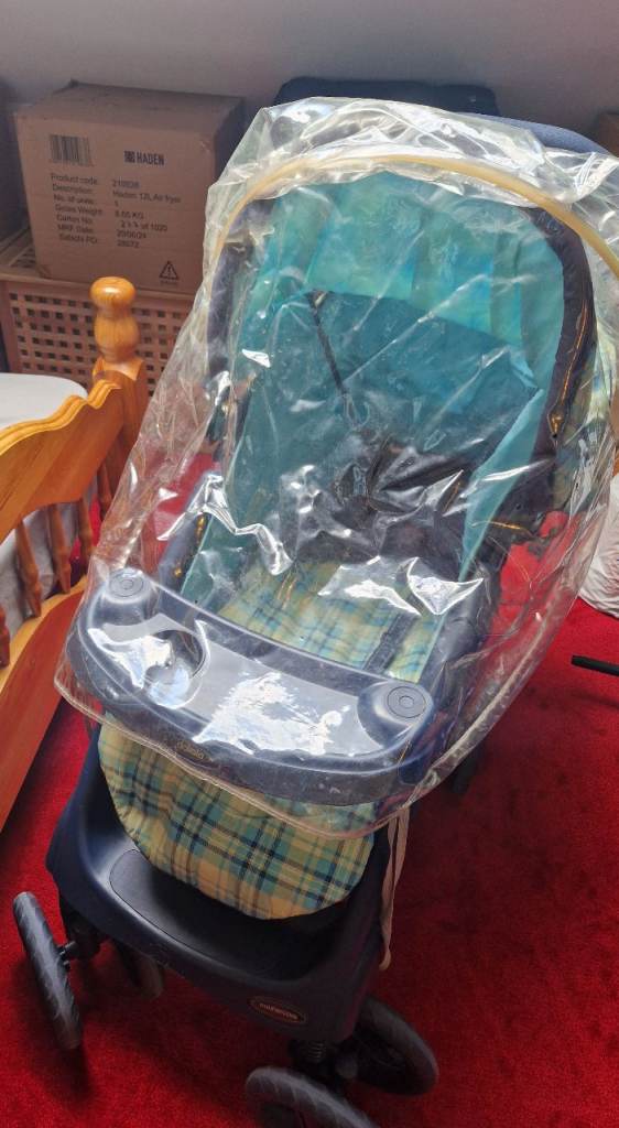 Mothercare Dakota Pushchair with Rain Cover – Good Condition