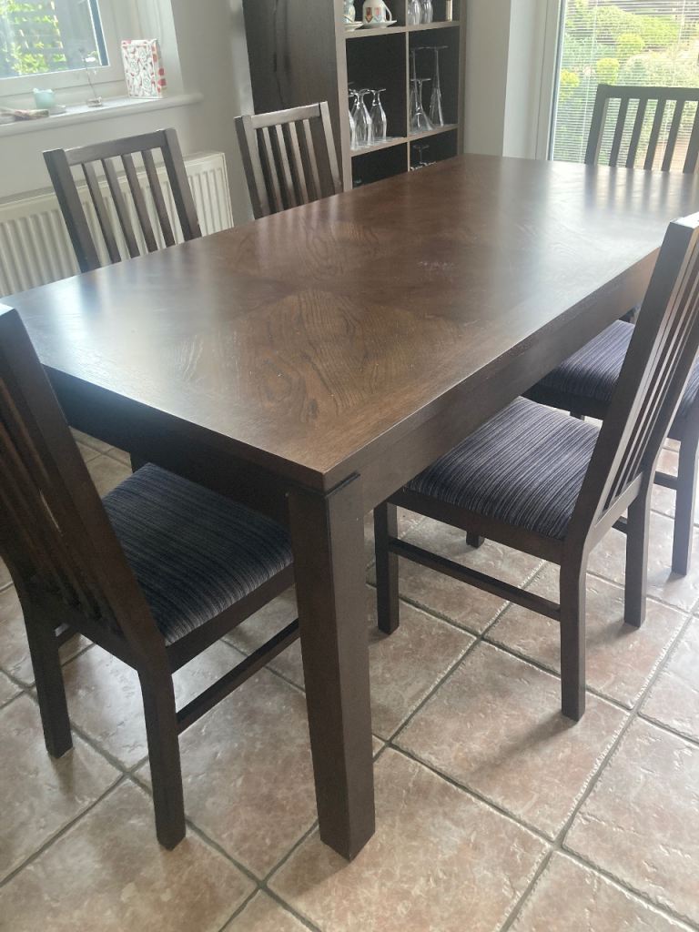 Dining table and 6 chairs £50 