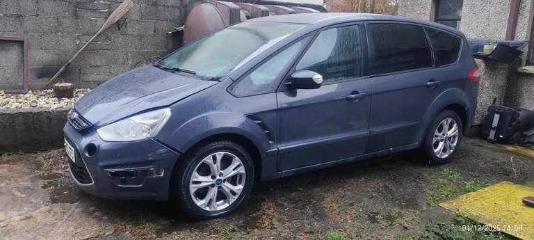 2011 Ford S Max 2.0 TDCI for parts only!