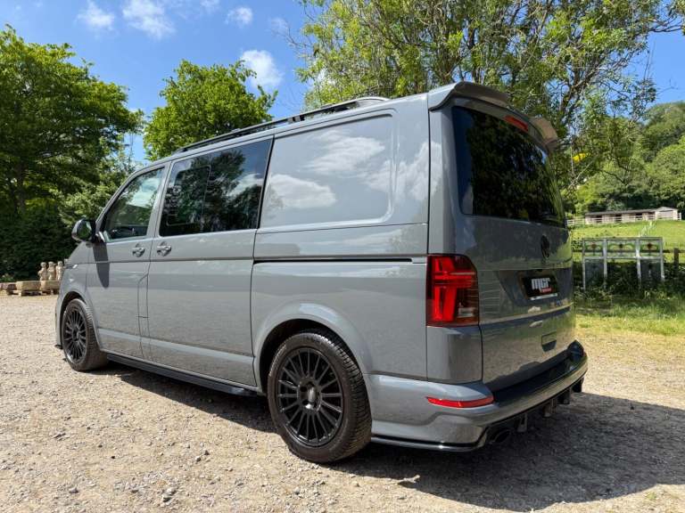 VW Transporter T32 Kombi 204 DSG Highline, Huge Spec, Genuine Leighton Van Model